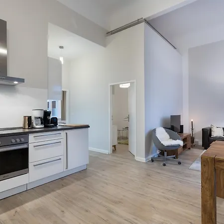 The Goethe Loft, 2 Bedroom Up To 5 People Apartamento